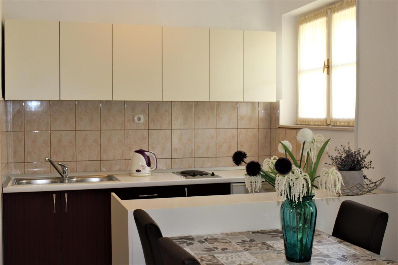 Apartments Raos Макарська Екстер'єр фото